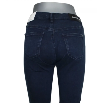 Damskie jeansy Calvin Klein -Mid Rise Slim -granatowe -K20K203387