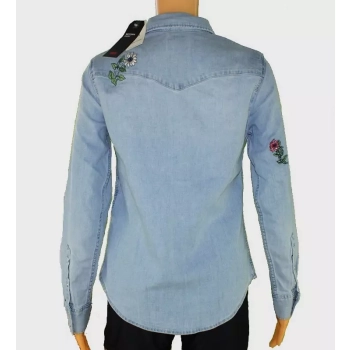 Damska koszula Levi's -Embroiderd Ultimate Shirt jeans z haftami 589300032