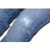 Damskie spodnie jeansowe Levi's 712 -Slim Mid Rise 188840060