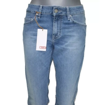 Damskie jeansy Mustang Julia - Comfort High Straight 553-5792-63