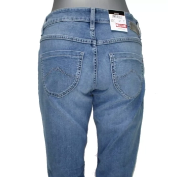 Damskie jeansy Mustang Julia - Comfort High Straight 553-5792-63