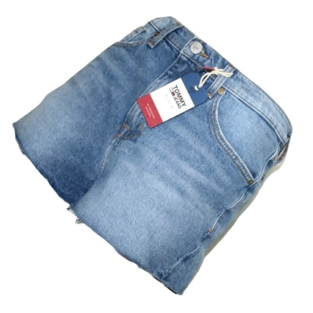 Damskie spodenki Tommy Jeans - Denim Hotpant - Anin Mid Blue Comfort - DW0DW08218