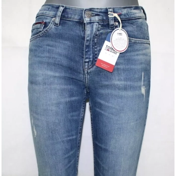 Spodnie jeansowe Tommy Jeans 1972 -Mid Slim -DW0DW05017