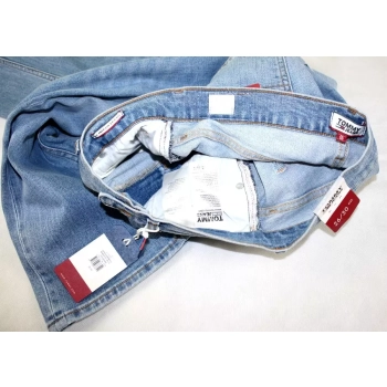 Jeansy Tommy Jeans 1979 -Utah Light Blue Comfort DW0DW06556