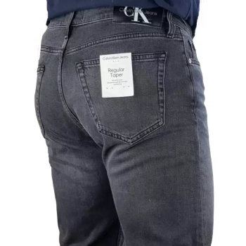 Spodnie jeansowe męskie Calvin Klein Jeans - Regular Taper - J30J321442-1BY - Denim Black czarne