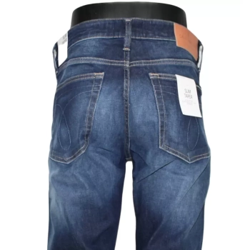 Męskie jeansy Calvin Klein Jeans - Slim Taper - Regular Waist Tapered Leg - J30J317659-1BJ - Denim Dark