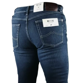 Męskie jeansy Mustang Tramper - Slim Medium Straight - 1006742-5000-881