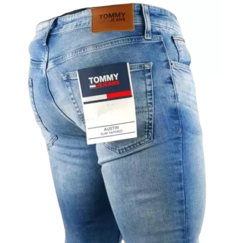 Jeansy męskie Tommy Jeans Austin - Slim Tapered - Wilson Light Blue Stretch - DM0DM09555-1AB