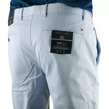 Spodnie męskie Tommy Hilfiger Bleecker - TH Flex 1985 Chino - Stretch Slim Fit - MW0MW26619-C1O - Breezy Blue - błękitne