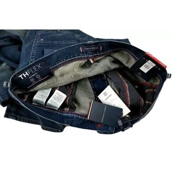 Męskie jeansy Tommy Hilfiger Denton - Straight Fit Stretch - Two Years Worn - MW0MW31102-1BM