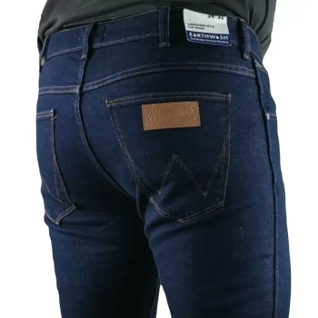 Męskie jeansy Wrangler Larston - Slim Tapered - W18SQ821U Day Drifter